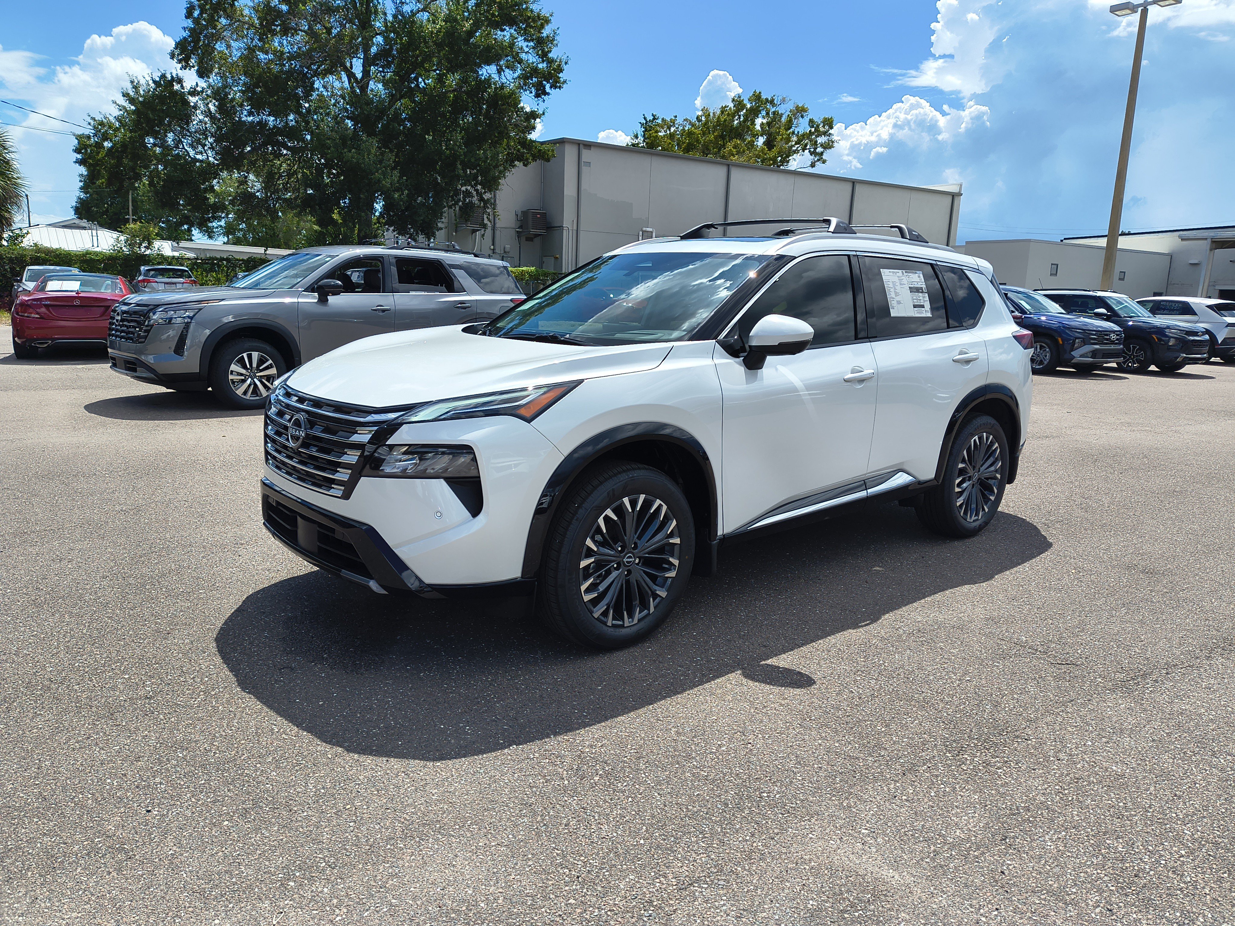  Nissan Rogue
