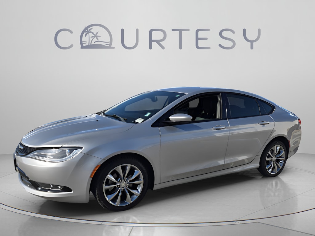 Used 2015 Chrysler 200 S Sedan