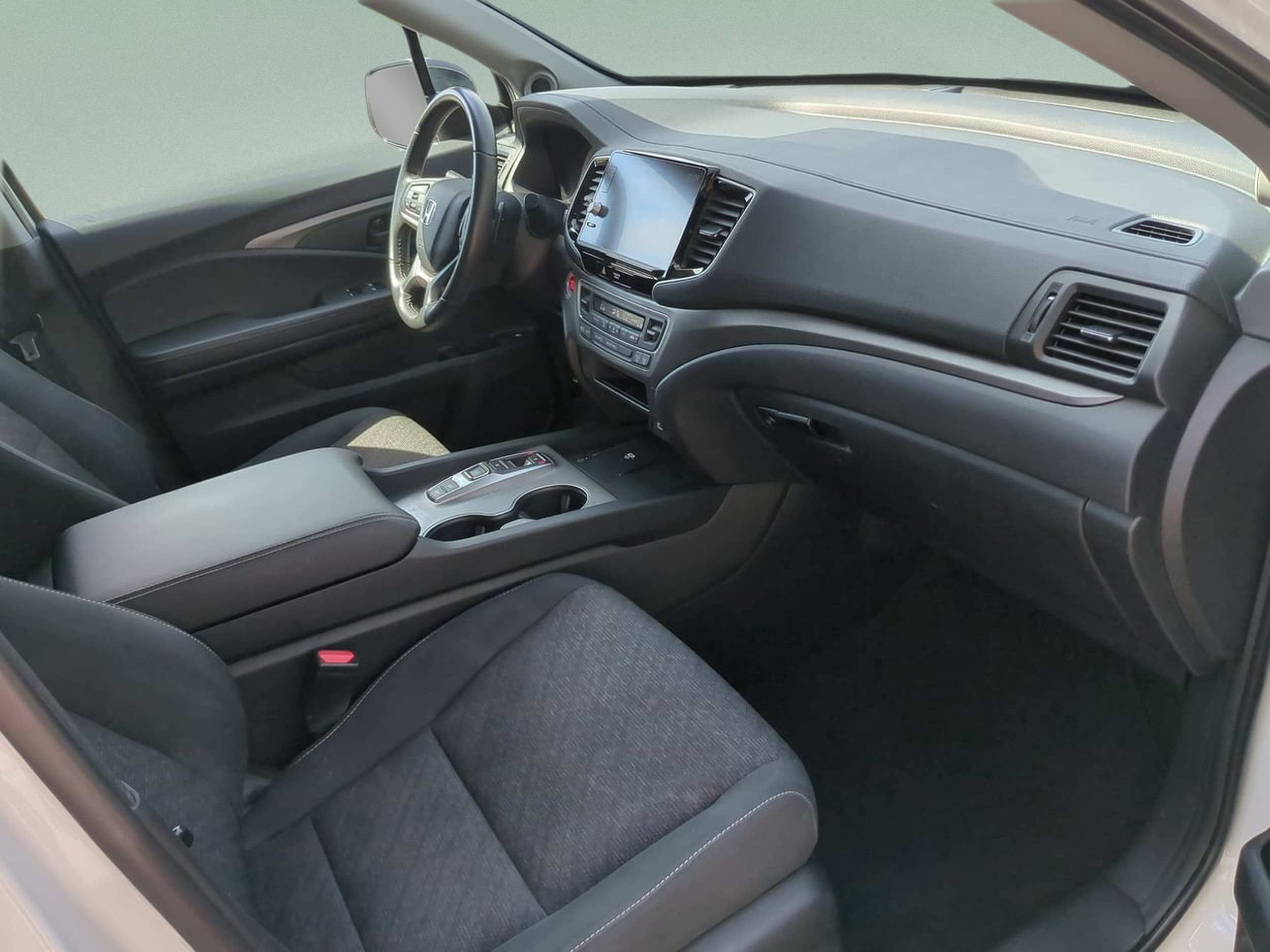 2025 Honda Ridgeline Sport - Photo 20