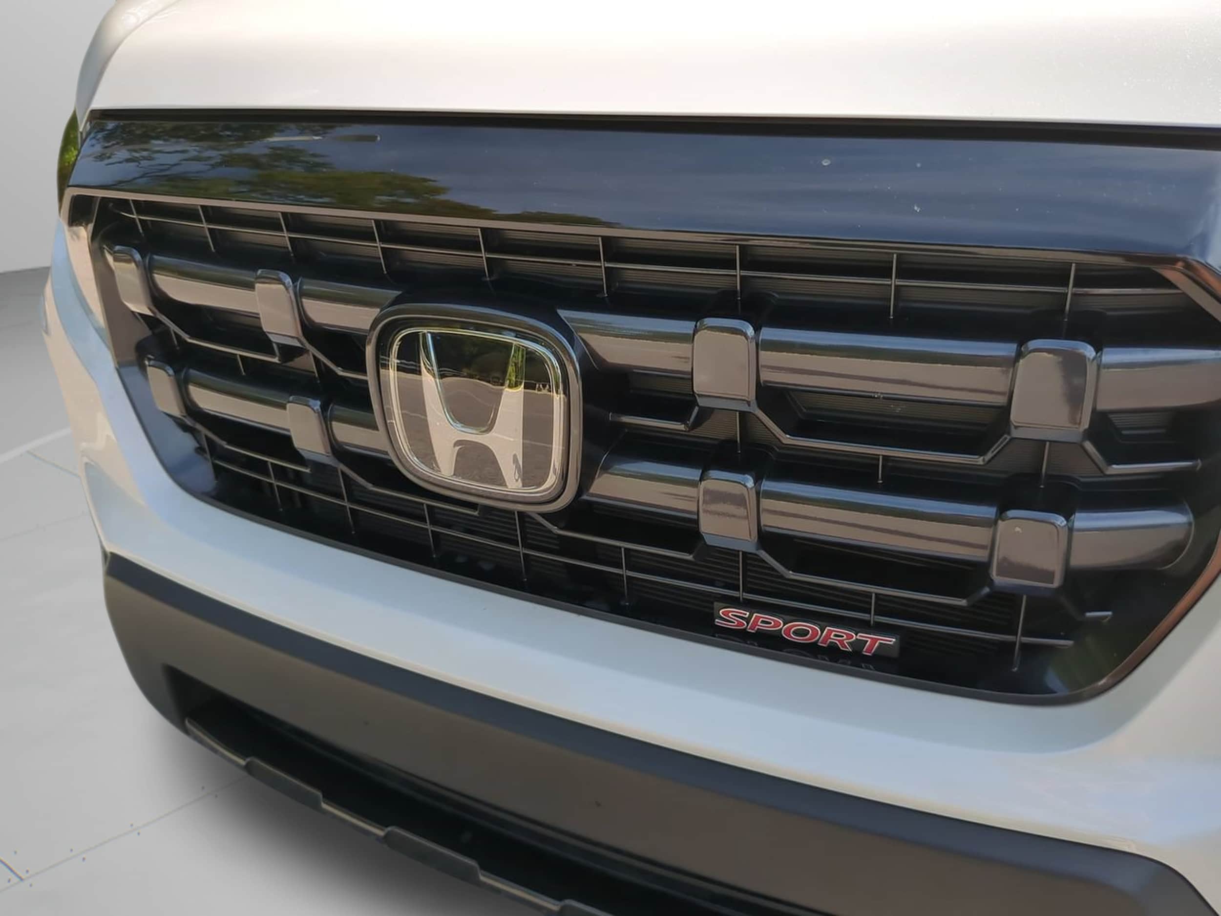 2025 Honda Ridgeline Sport - Photo 30