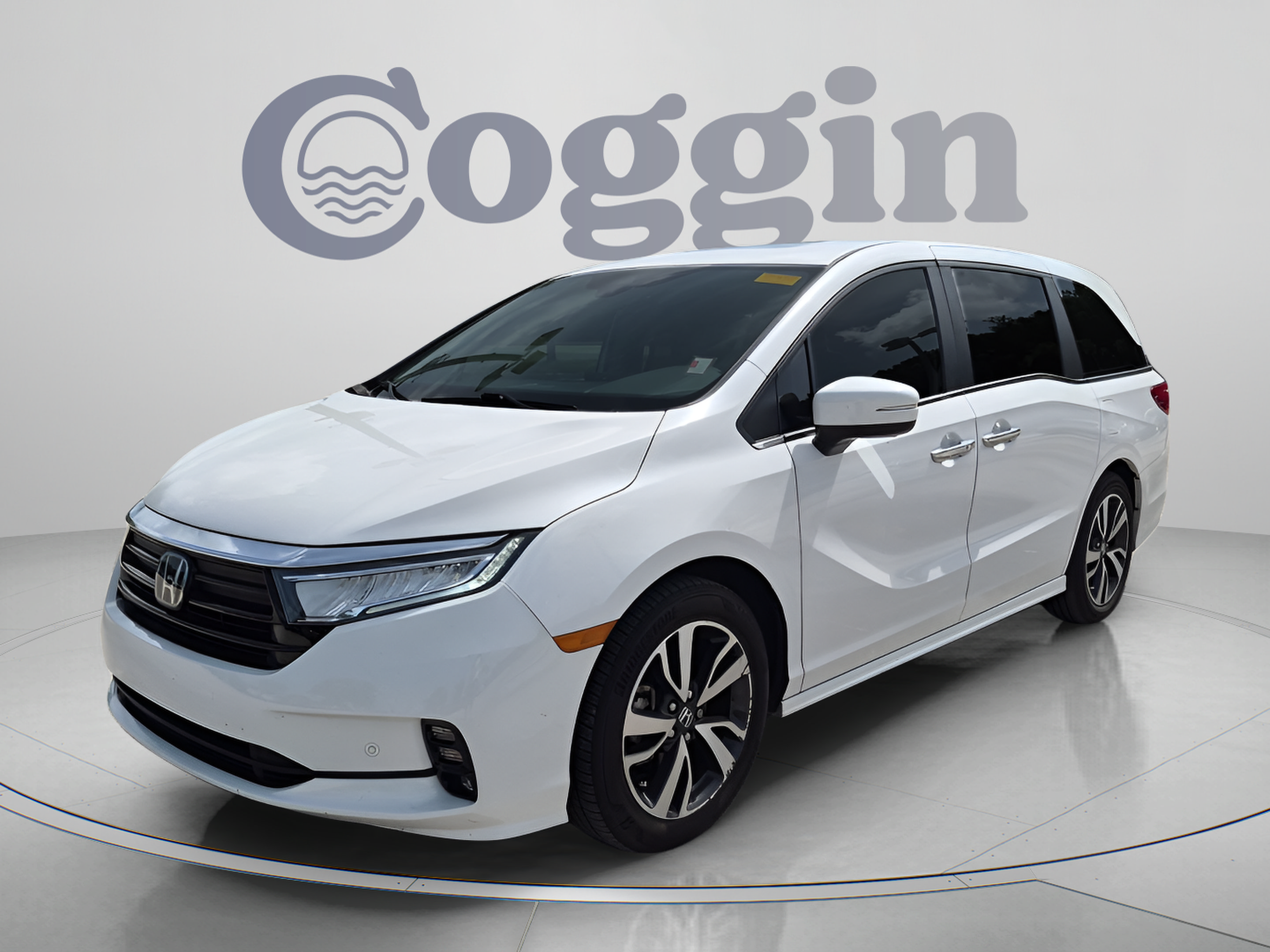 Used 2024 Honda Odyssey Touring Van