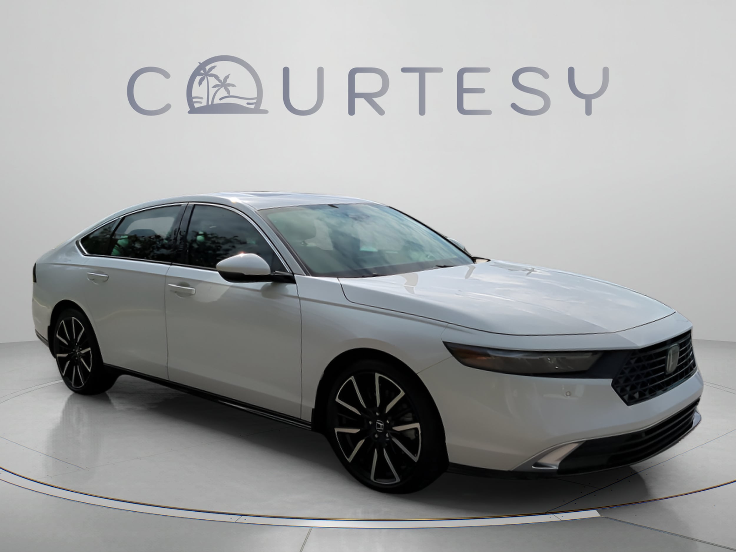 2023 Honda Accord Hybrid Touring - Photo 9