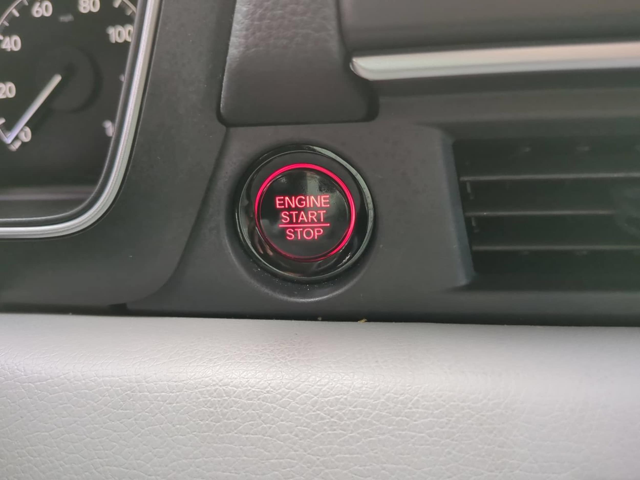 2025 Honda Pilot EX-L - Photo 27
