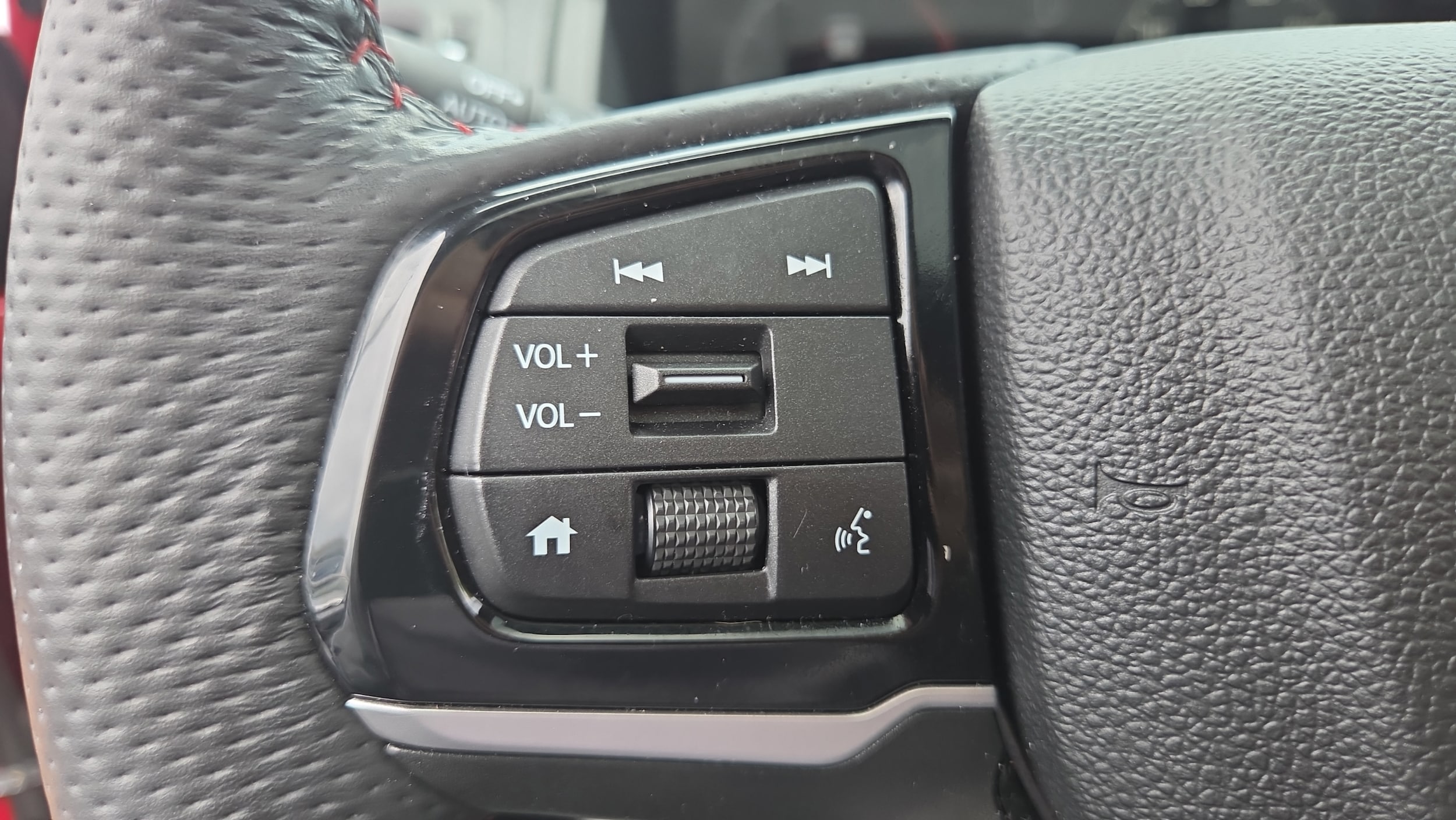 2024 Honda Ridgeline Black Edition - Photo 24