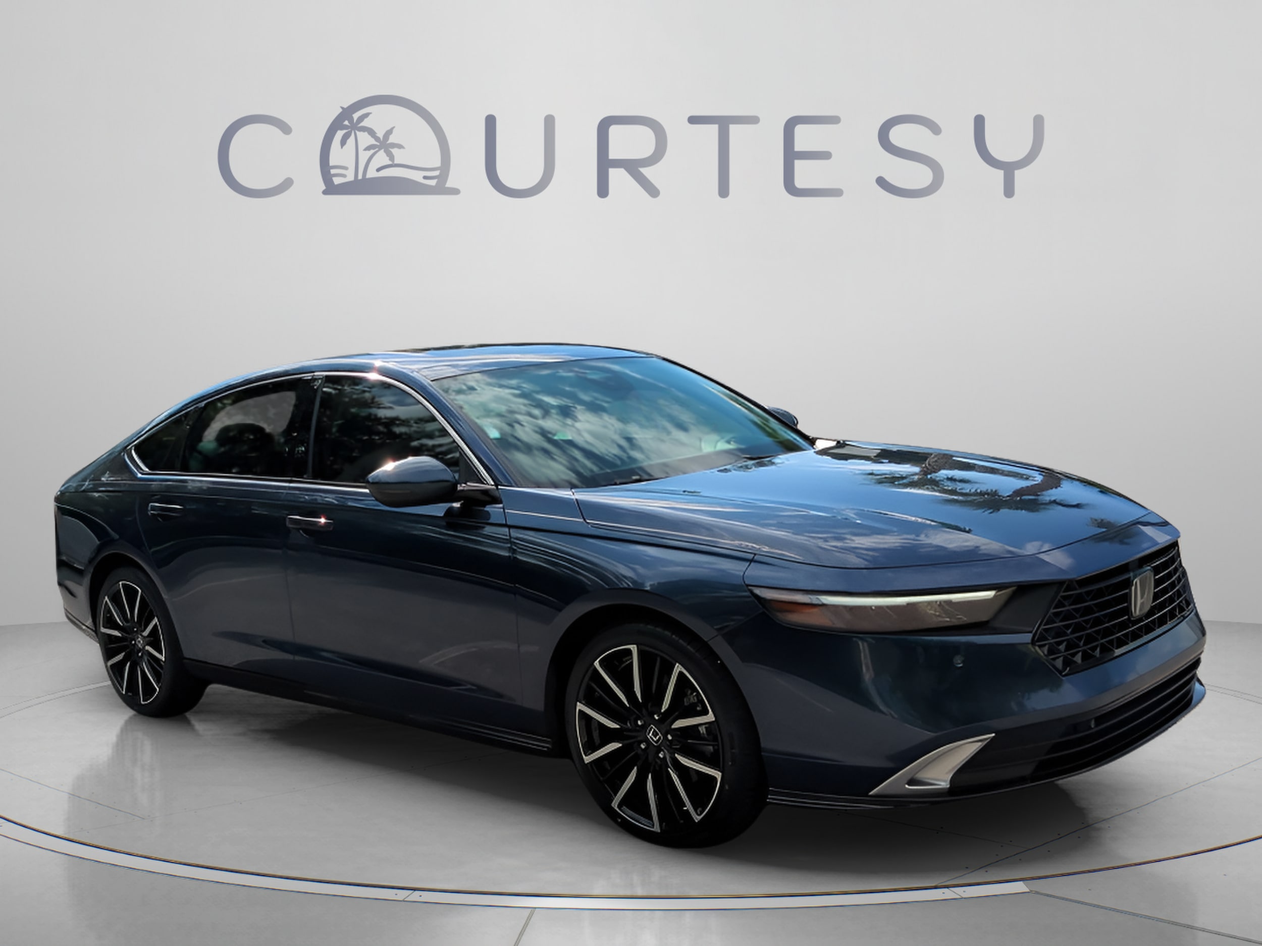 2024 Honda Accord Hybrid Touring - Photo 9