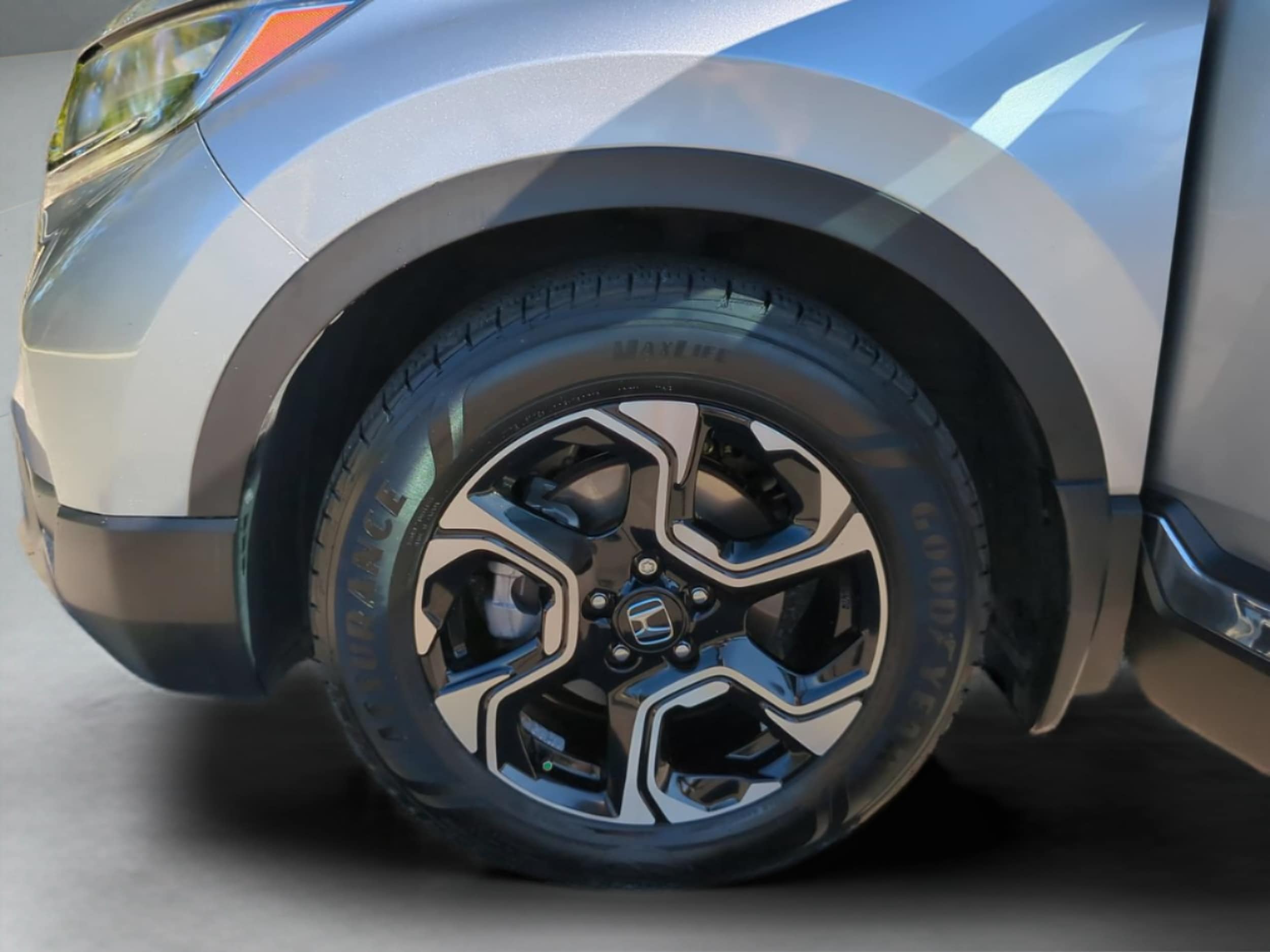 2018 Honda CR-V Touring - Photo 25