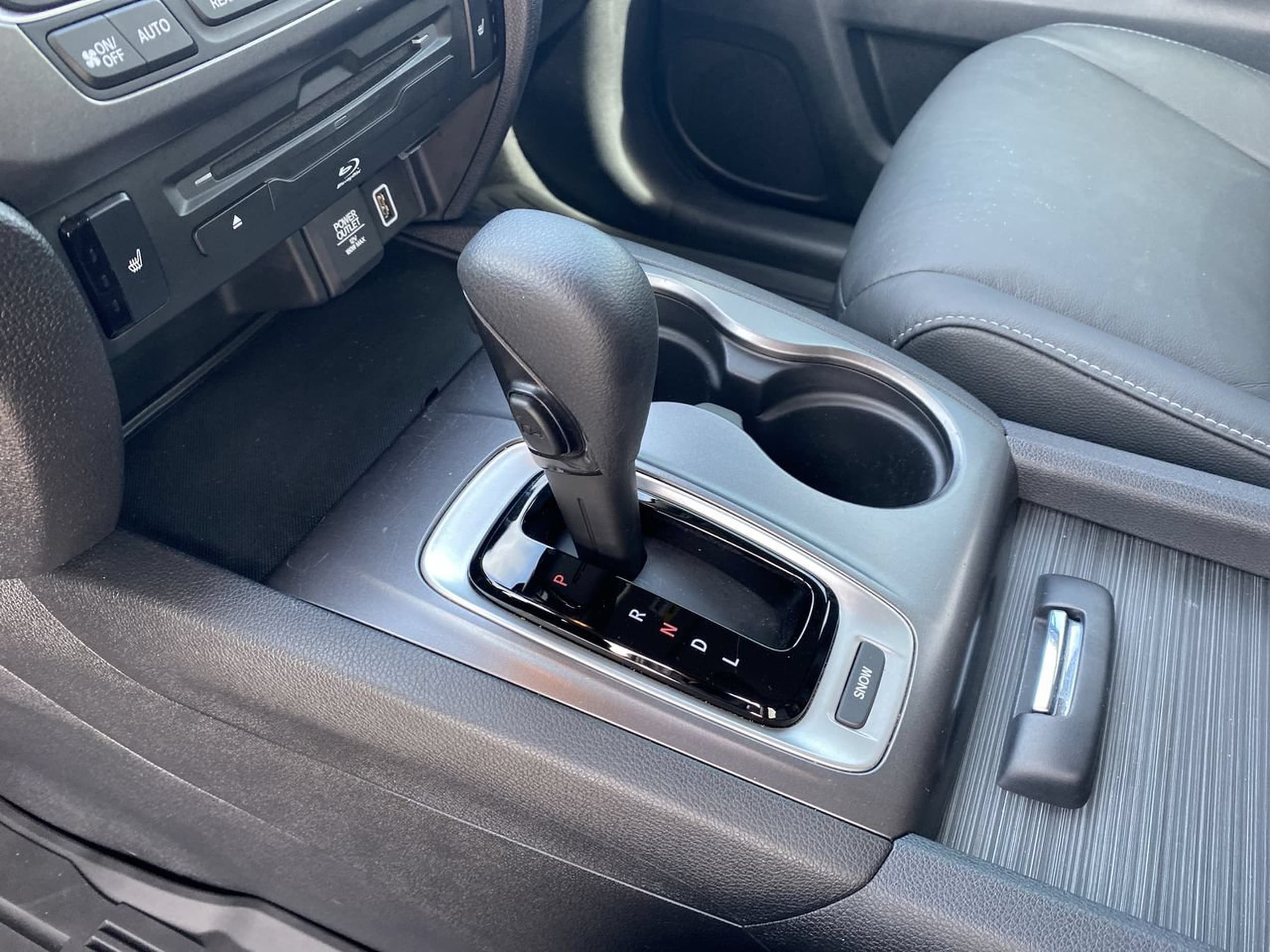 2020 Honda Pilot EX-L - Photo 12
