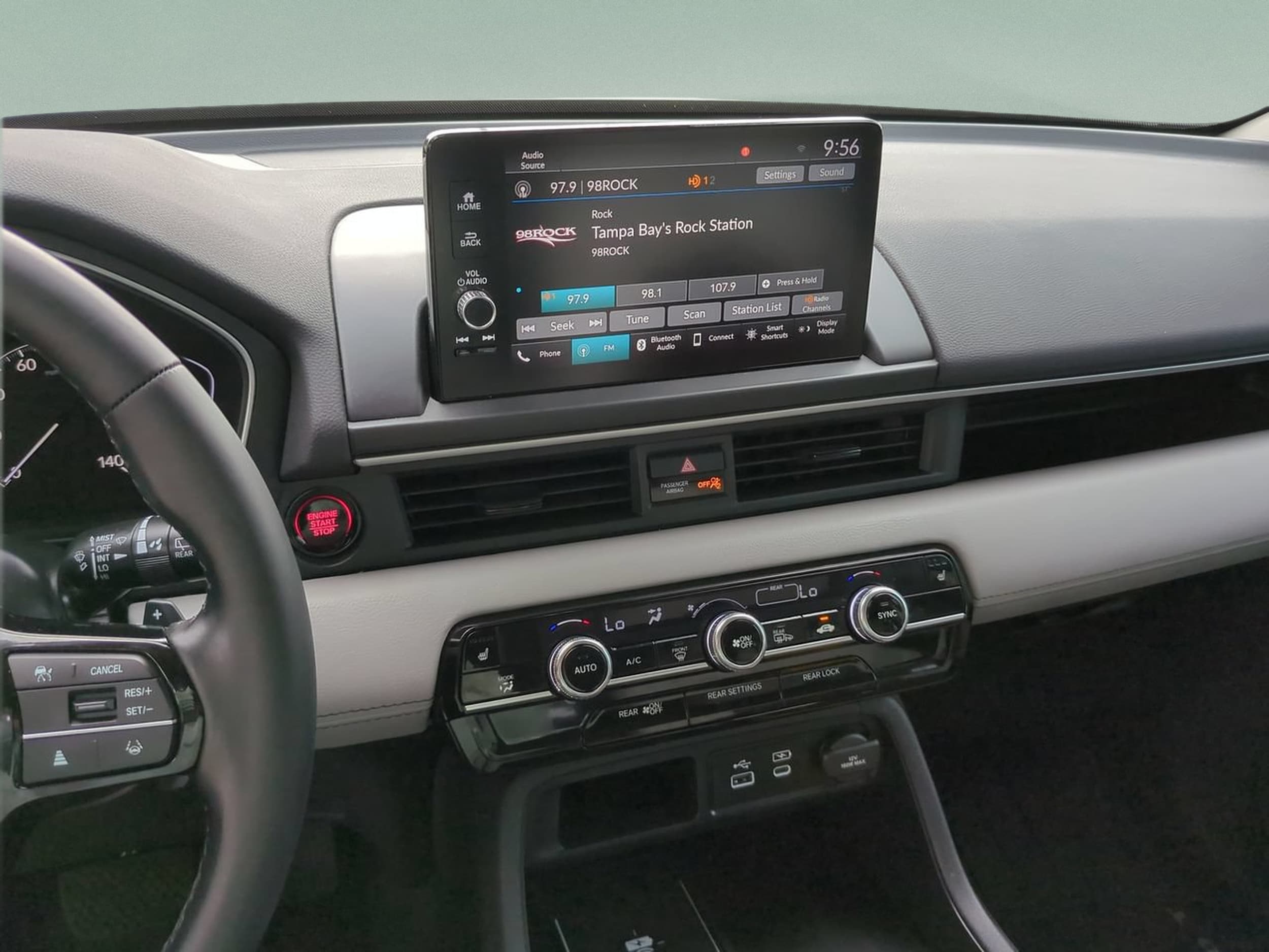 2025 Honda Pilot EX-L - Photo 13