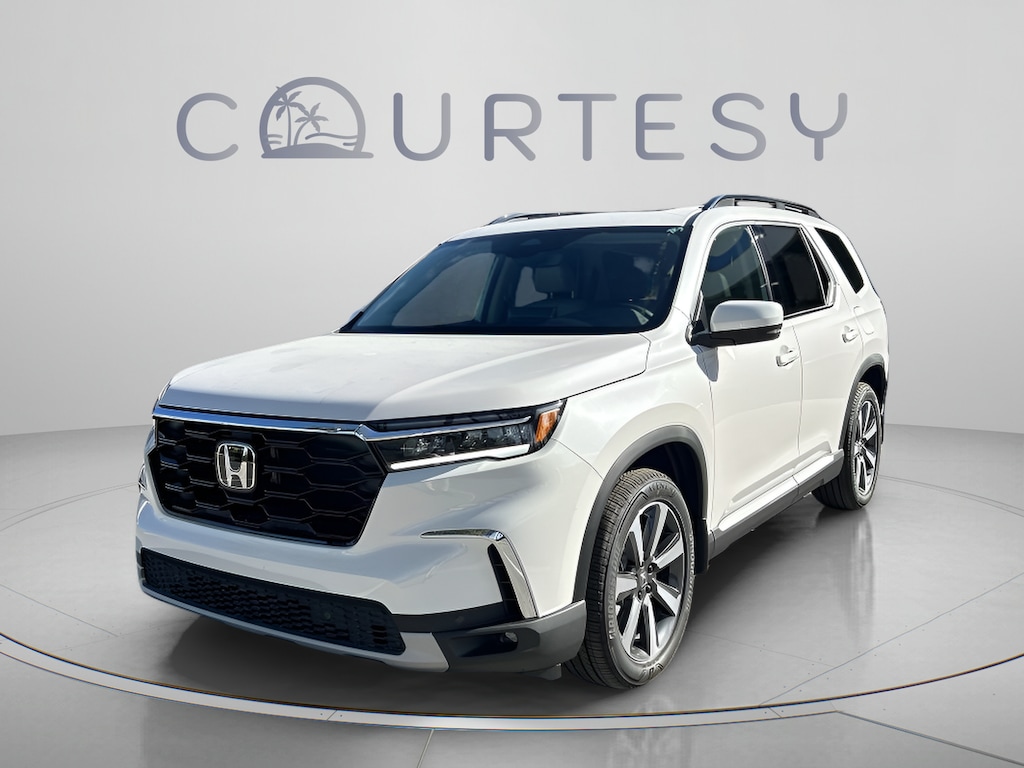 Used 2024 Honda Pilot Touring SUV