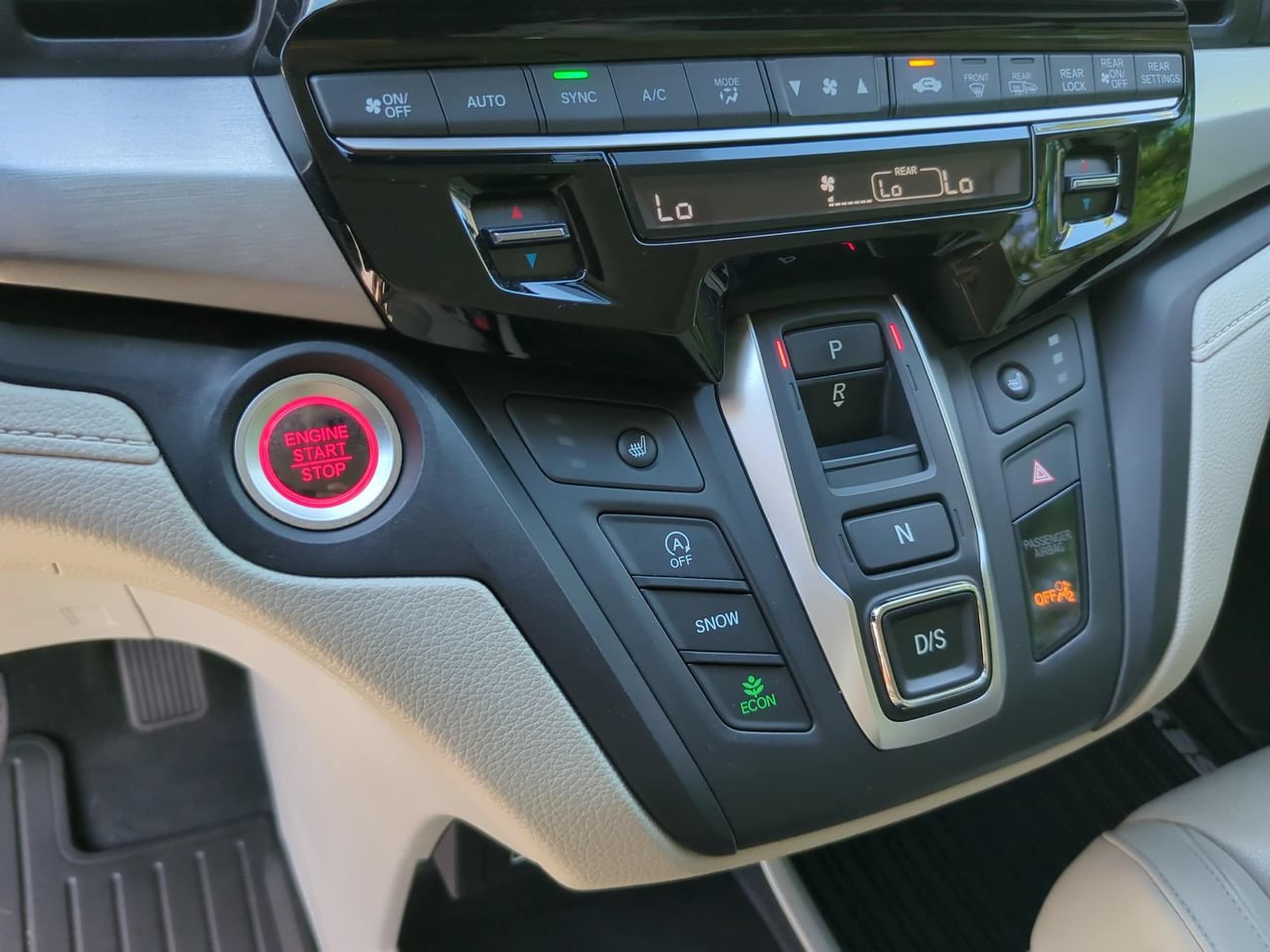 2025 Honda Odyssey EX-L - Photo 16