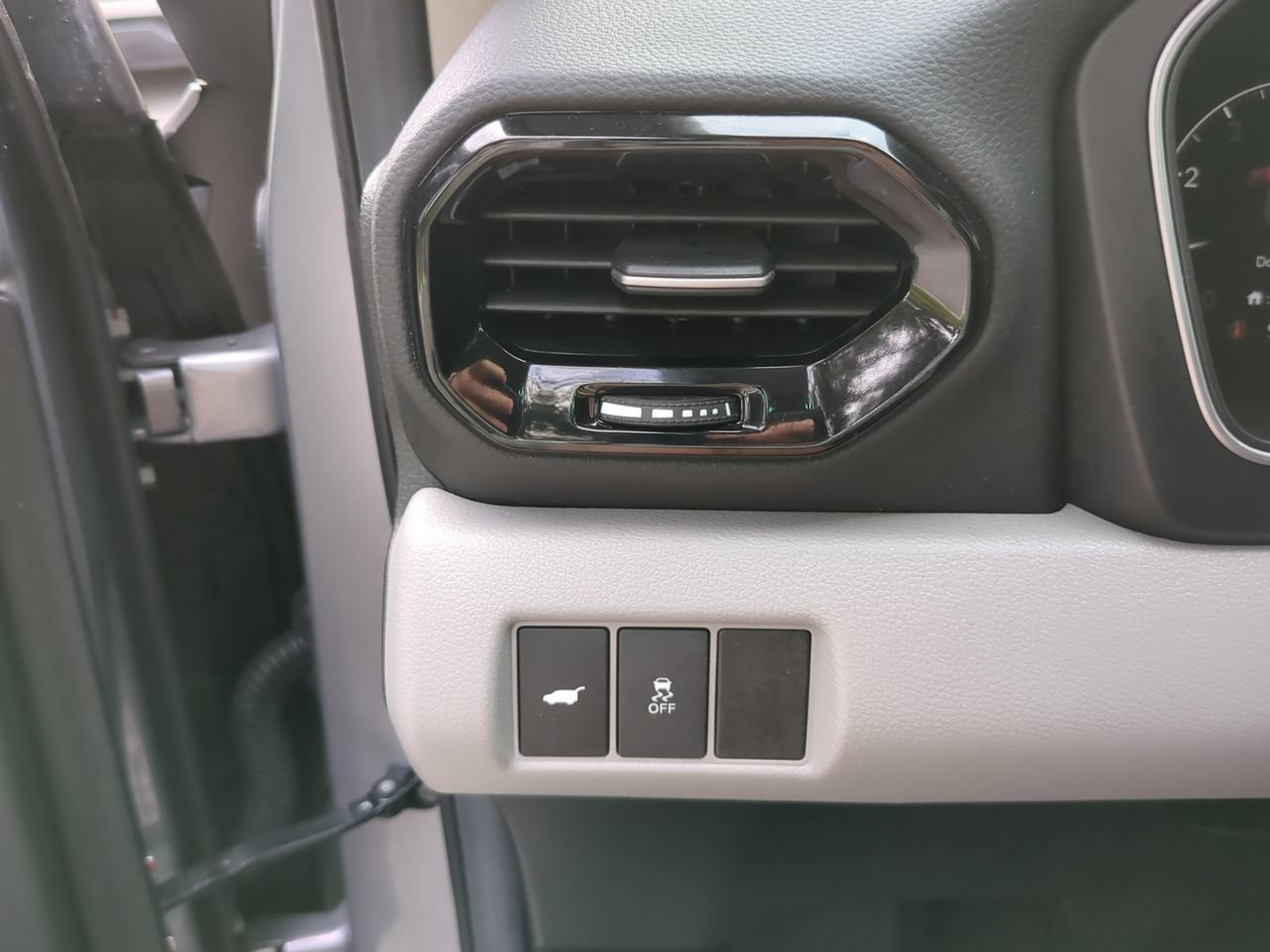 2025 Honda Pilot EX-L - Photo 14