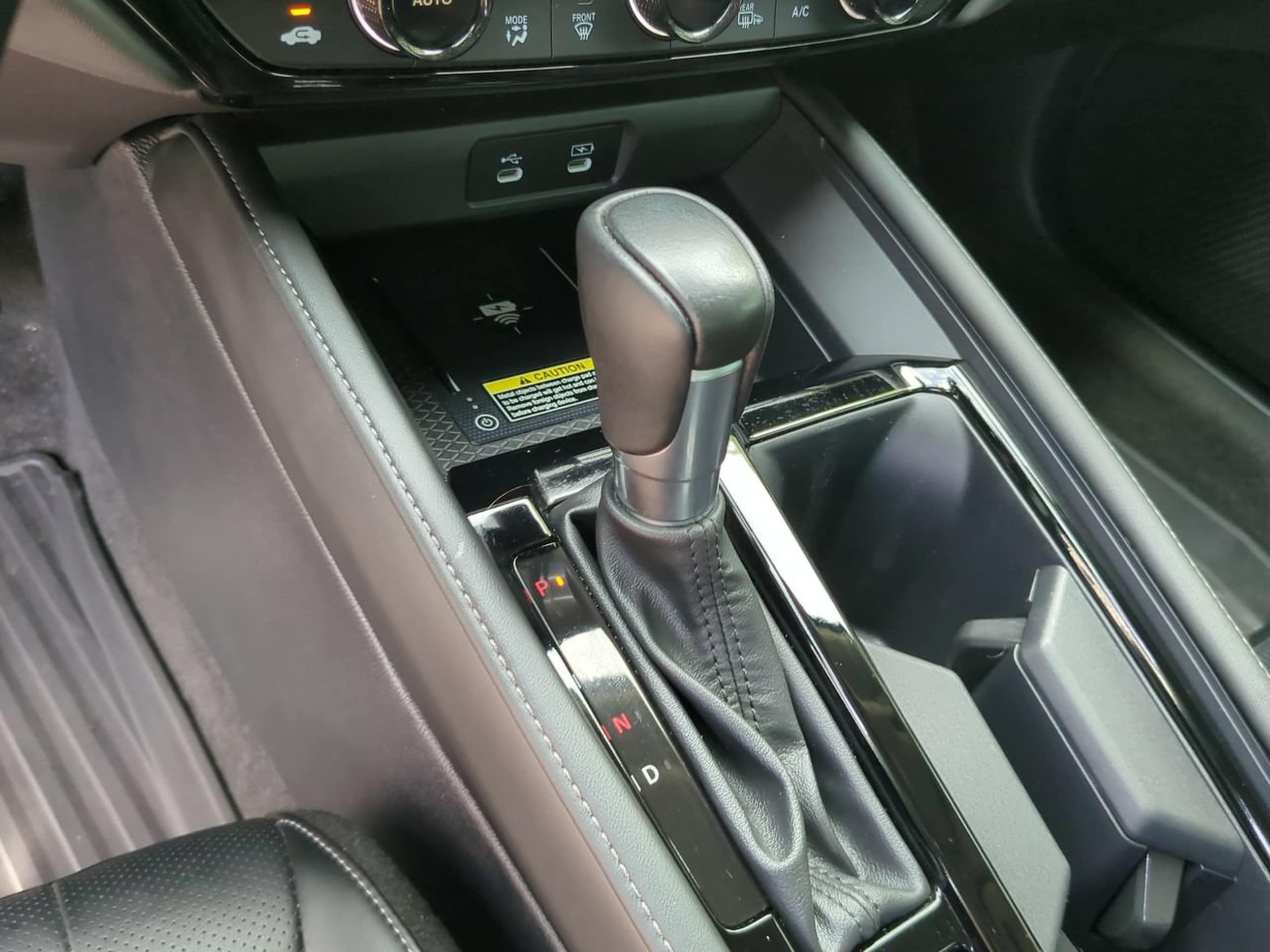 2024 Honda Accord Hybrid Touring - Photo 16
