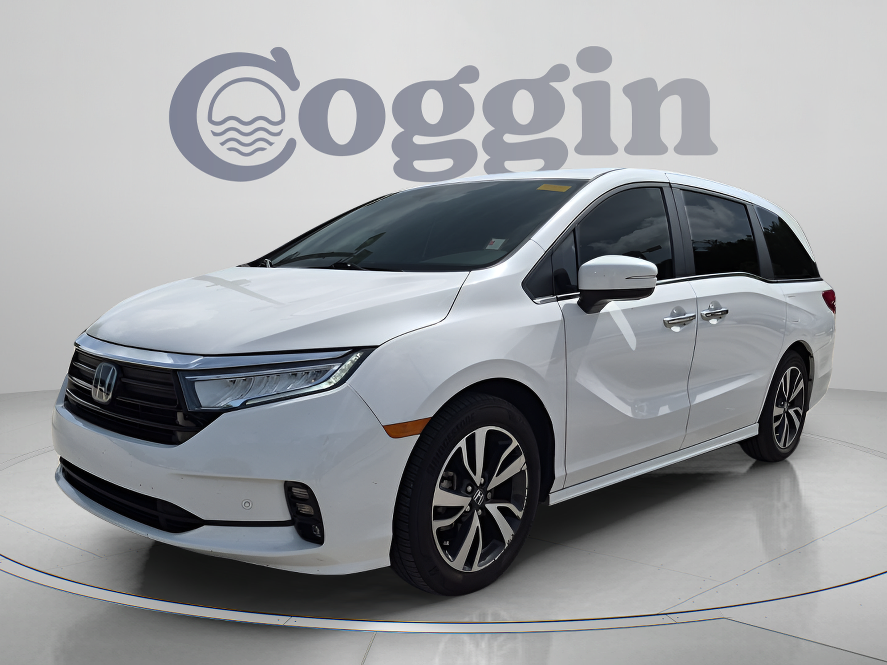 Used 2024 Honda Odyssey Touring Van