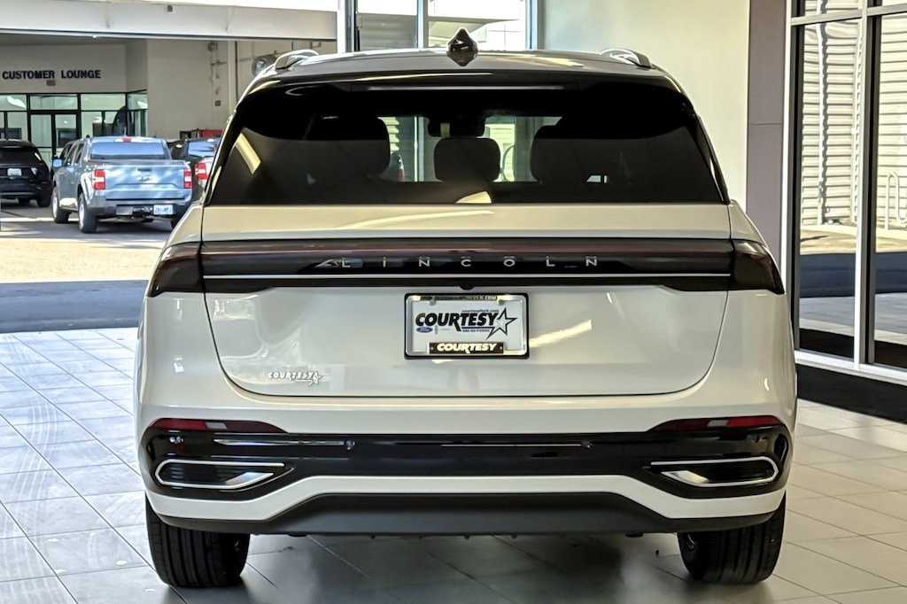 Used 2026 Lincoln Nautilus Reserve SUV