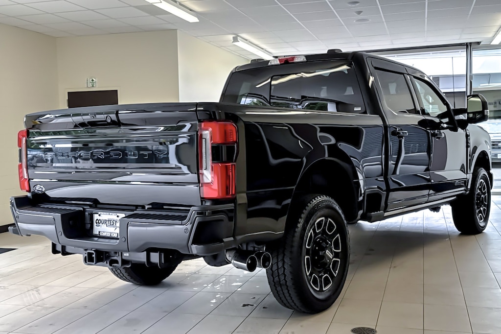 Certified 2025 Ford F-350 Truck Crew Cab