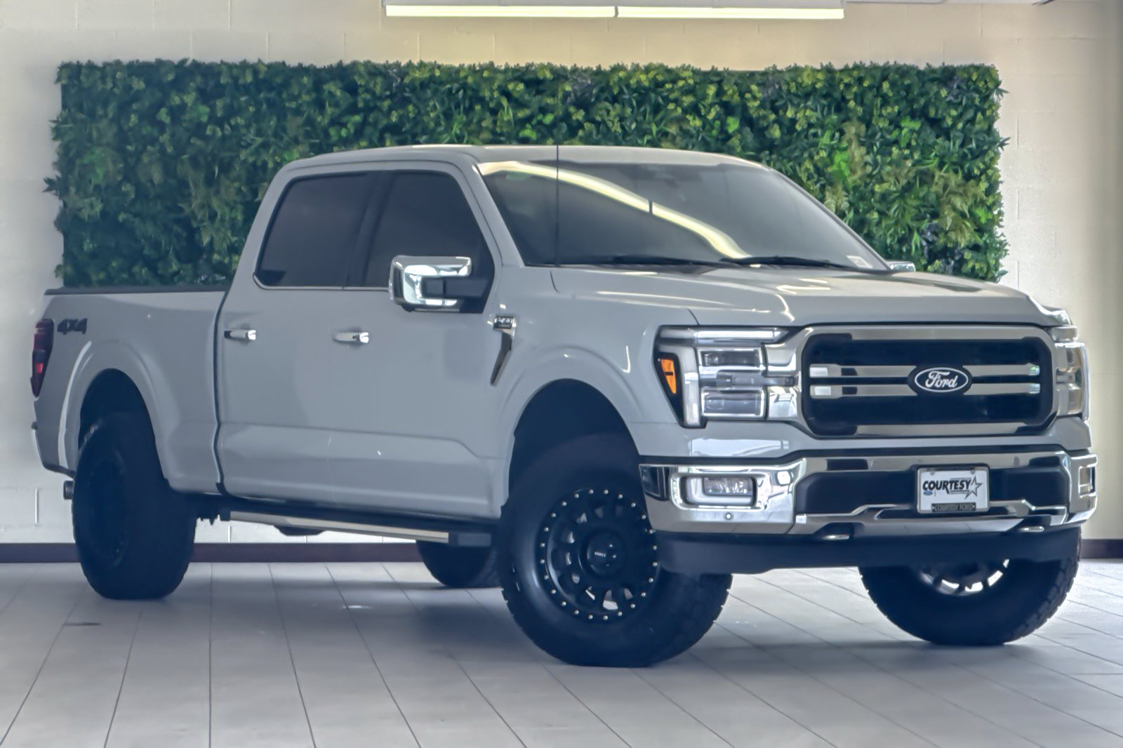 2024 Ford F-150 Lariat Truck SuperCrew Cab
