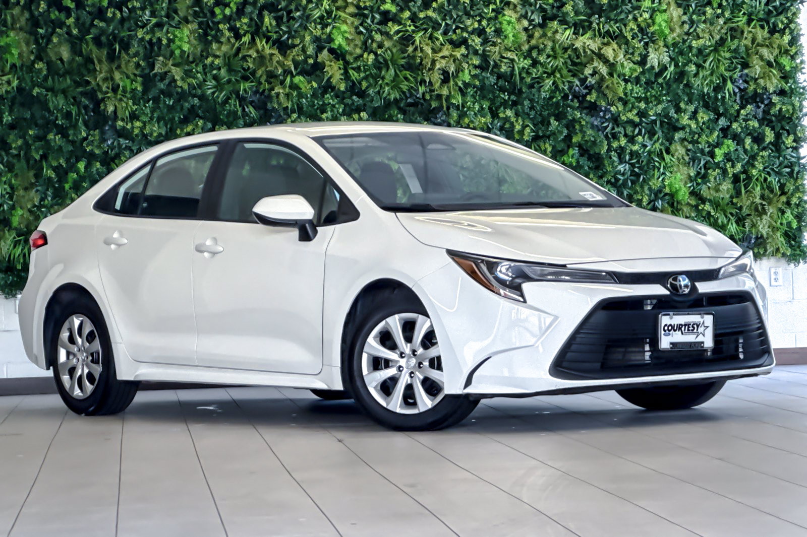 Used 2025 Toyota Corolla LE Sedan