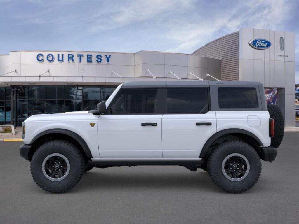 New 2026 Ford Bronco Badlands SUV