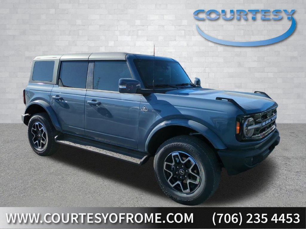 2025 Ford Bronco Outer Banks SUV