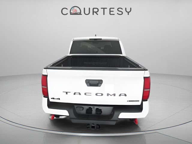 2025 Toyota Tacoma TRD Off Road - Photo 13