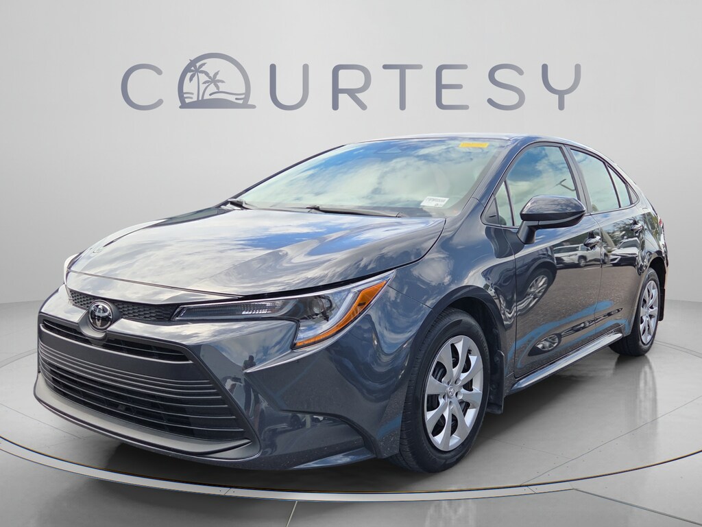 Used 2025 Toyota Corolla LE Sedan