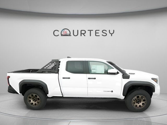 2025 Toyota Tacoma Trailhunter - Photo 31