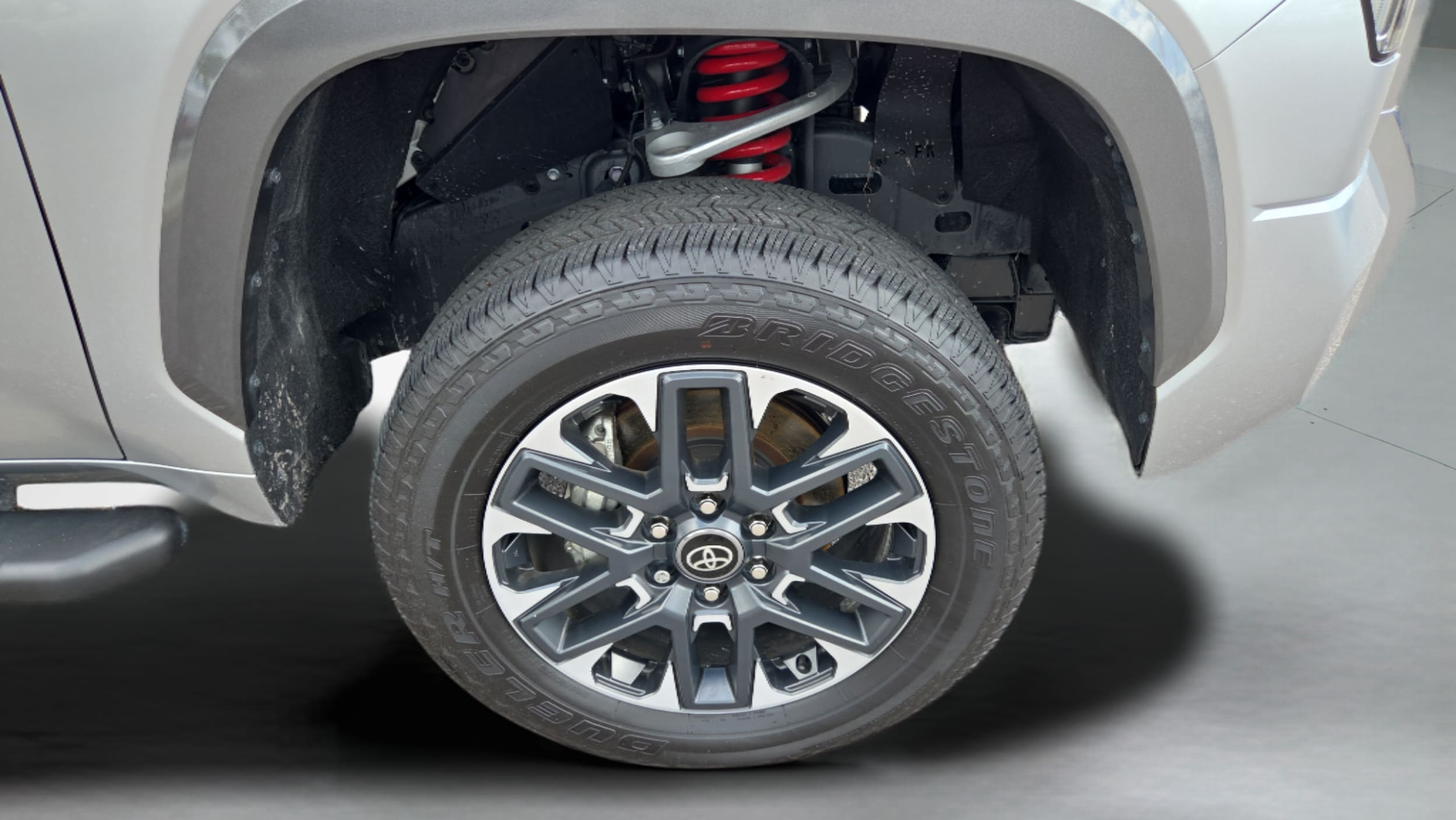 2025 Toyota Tundra Limited - Photo 39