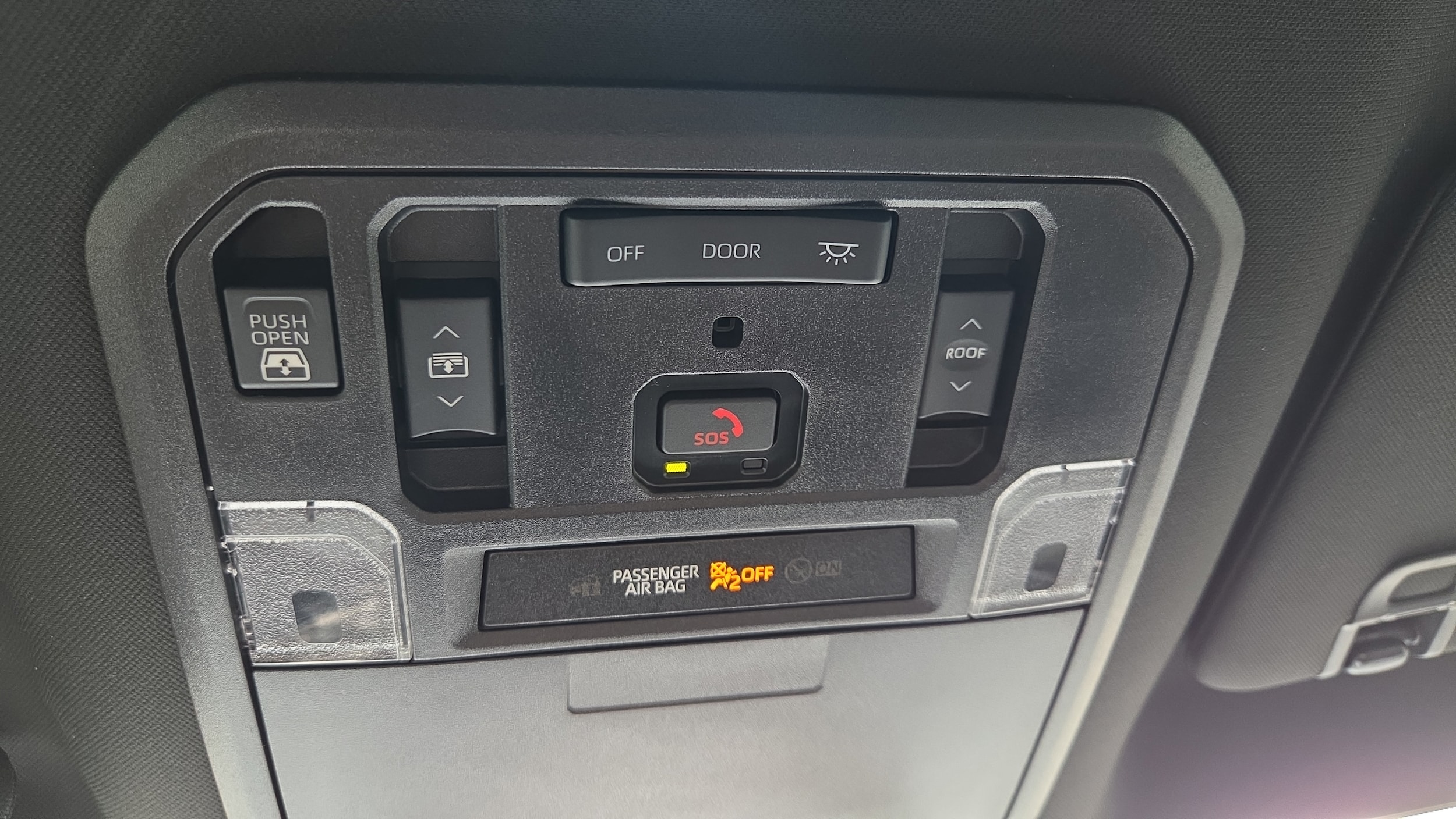 2025 Toyota Tundra Limited - Photo 33