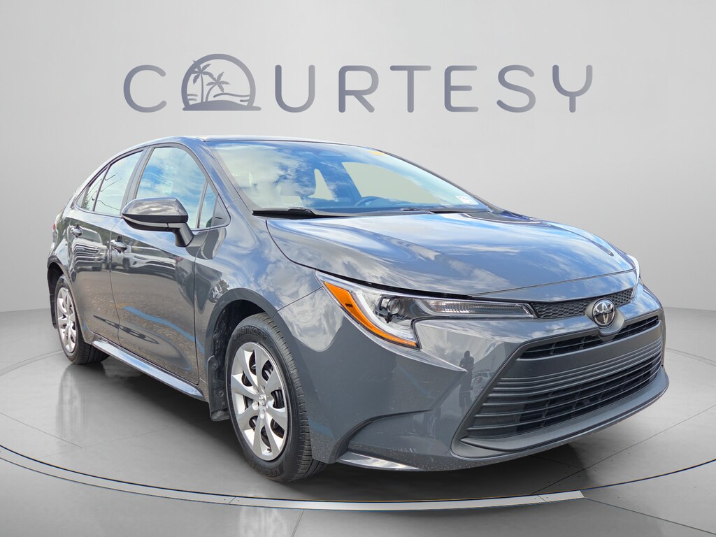 Used 2025 Toyota Corolla LE Sedan