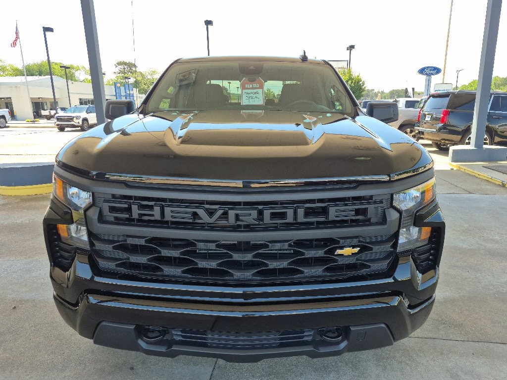New 2026 Chevrolet Silverado 1500 Custom Truck
