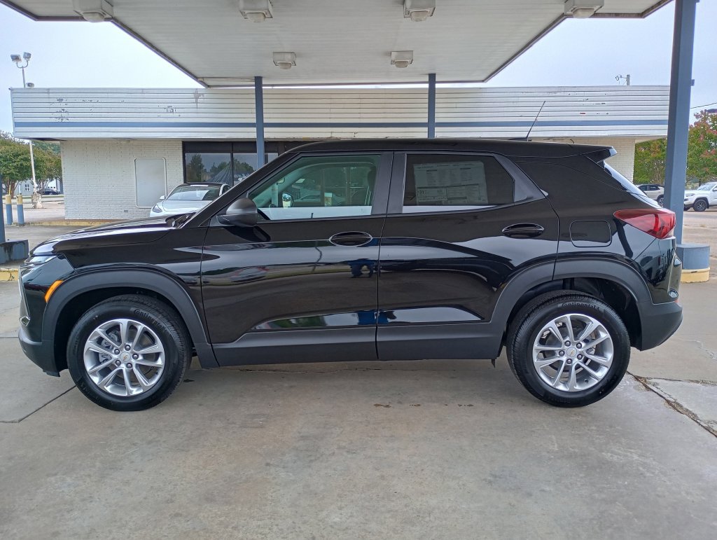 New 2026 Chevrolet Trailblazer LS SUV