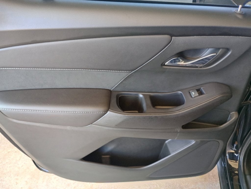 2021 Chevrolet Traverse High Country - Photo 23