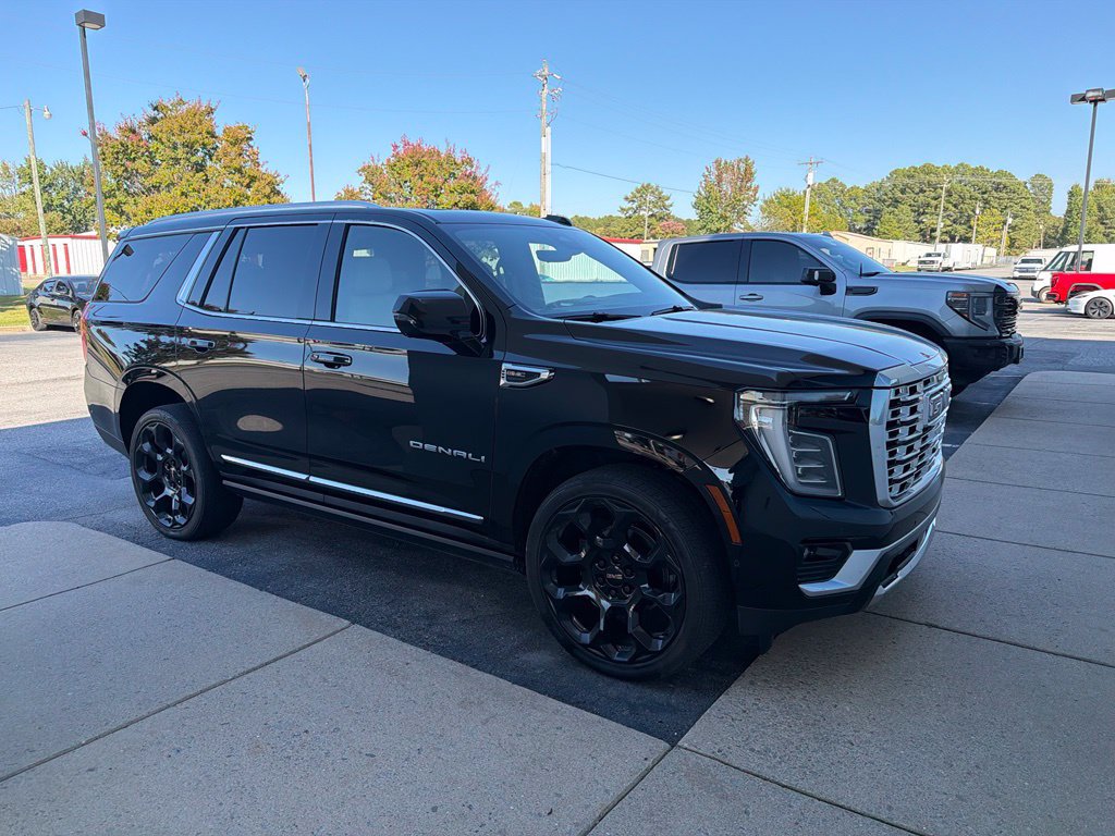 Used 2025 GMC Yukon Denali SUV