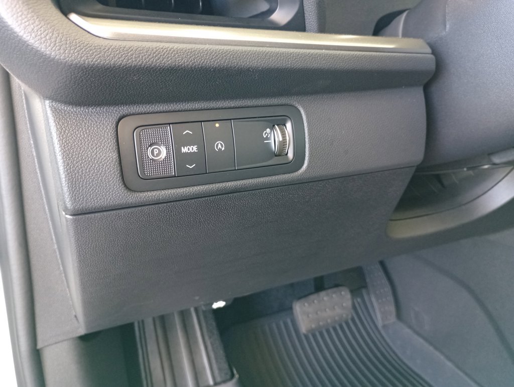 2027 Chevrolet Traverse LT - Photo 15