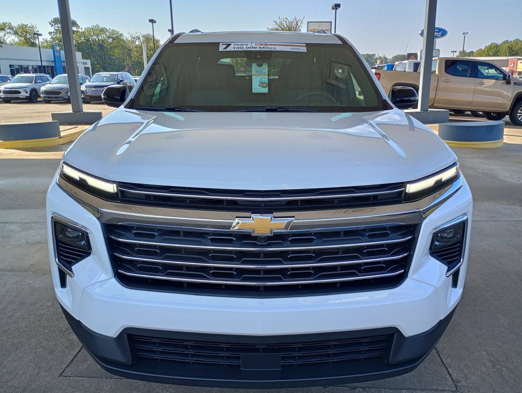 2027 Chevrolet Traverse LT - Photo 8