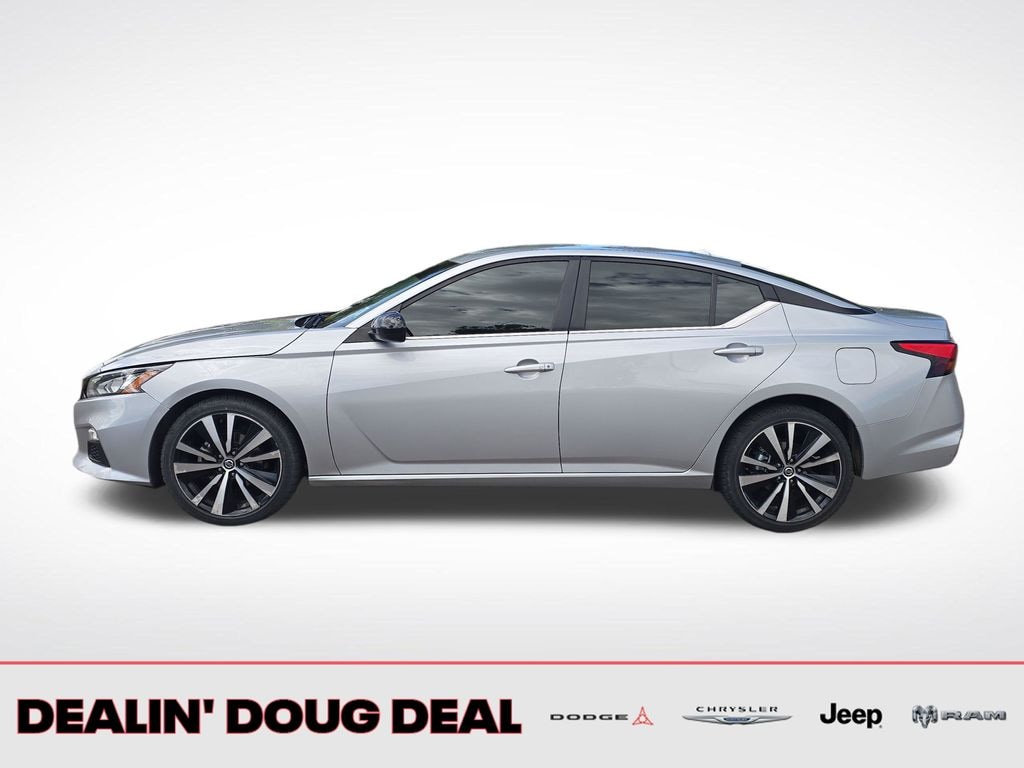 Used 2021 Nissan Altima 2.5 SR Sedan