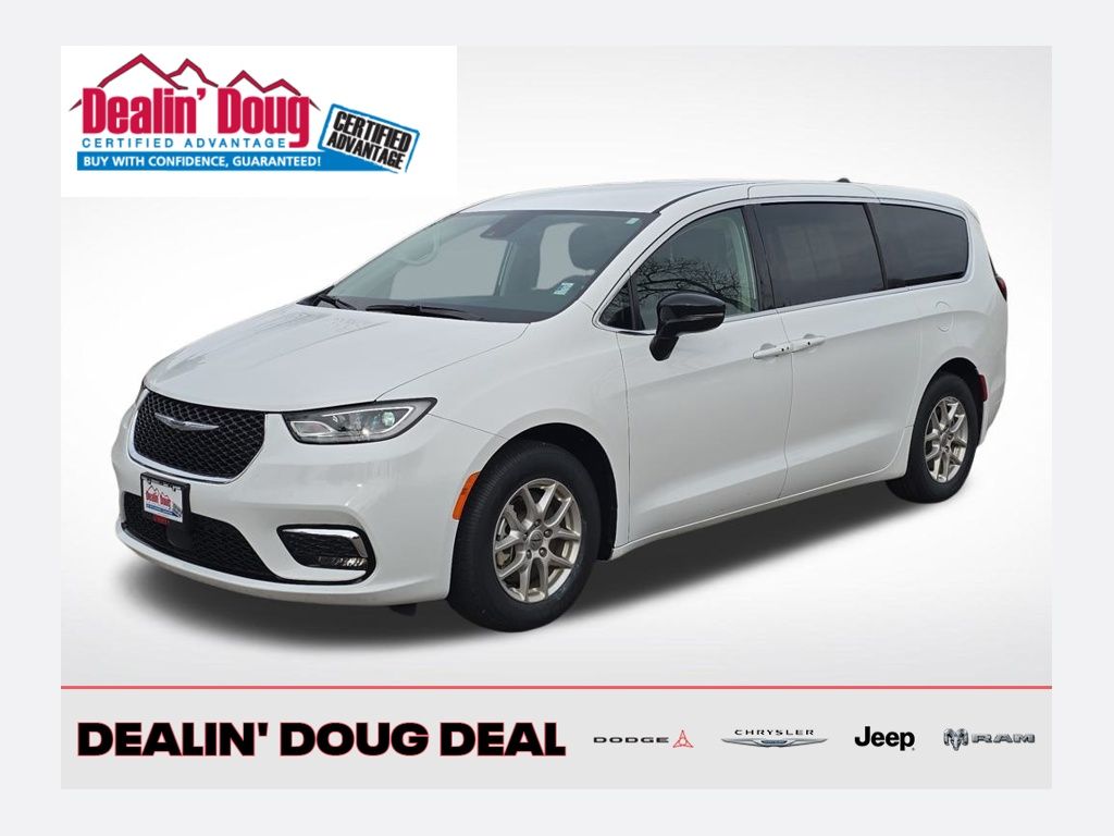2024 Chrysler Pacifica Touring L