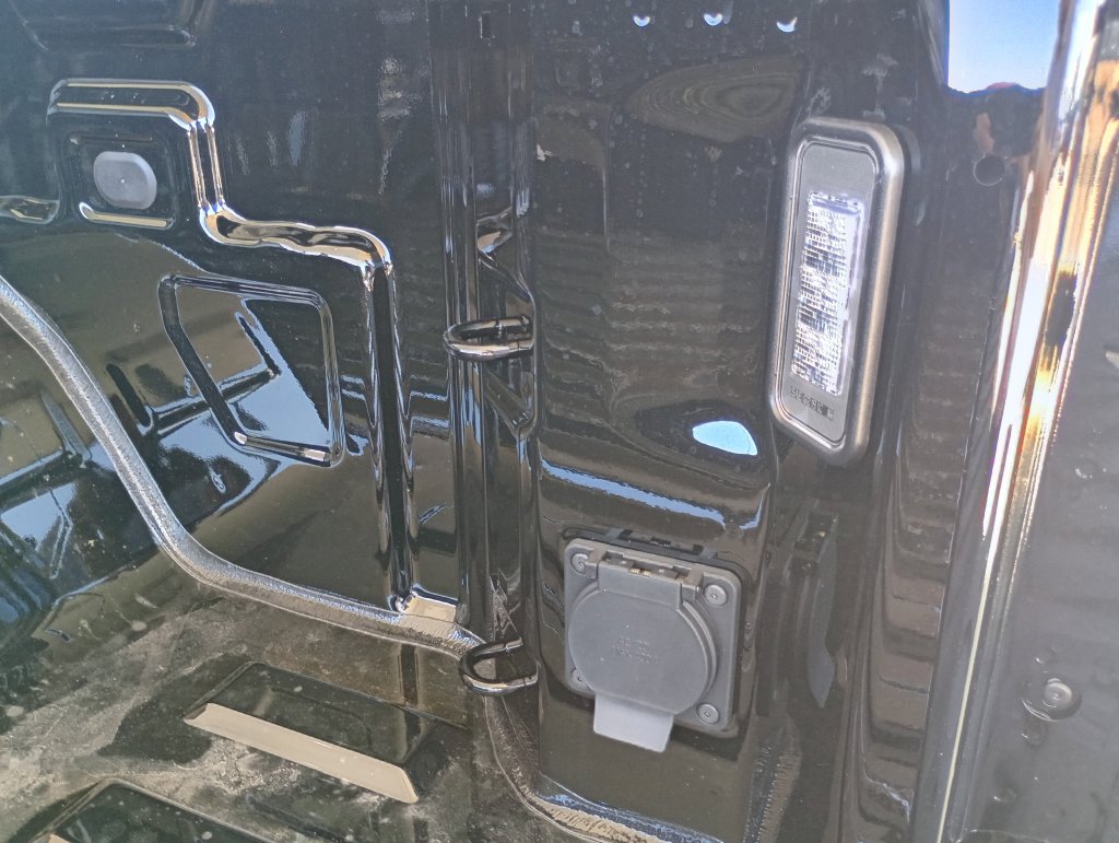 2026 GMC Sierra 1500 SLT - Photo 26
