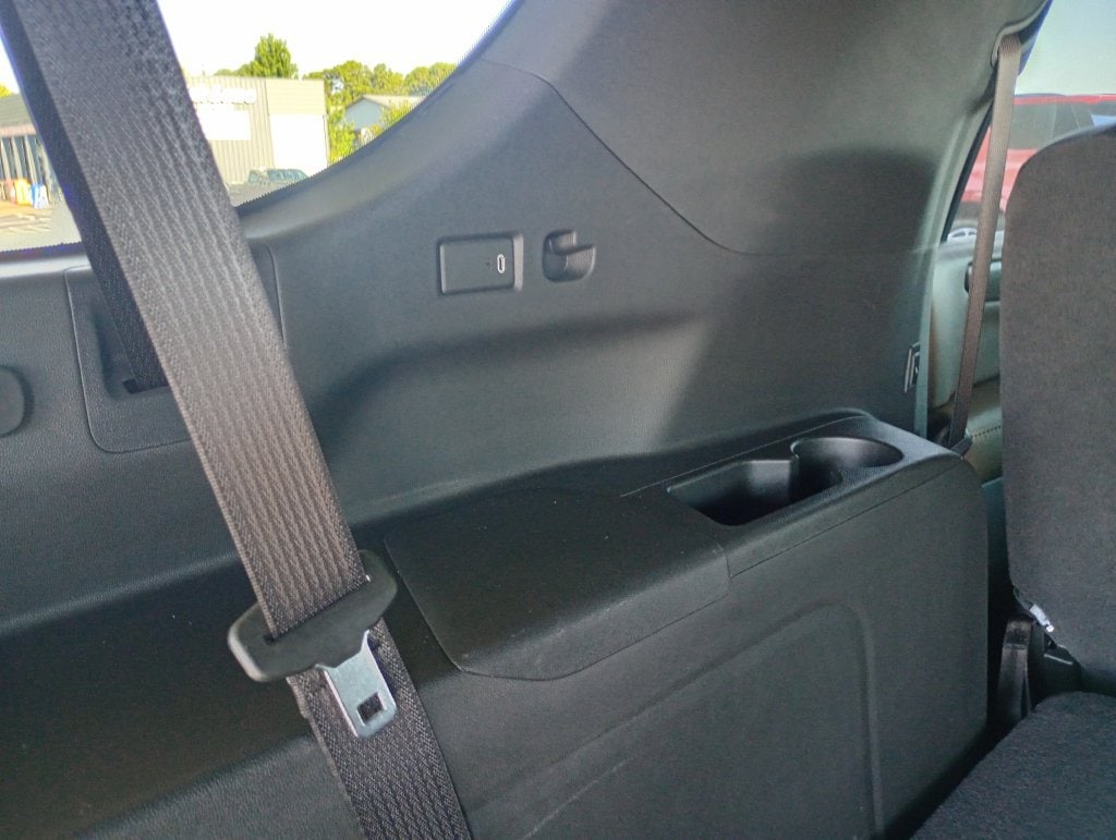 2026 GMC Yukon XL Denali Ultimate - Photo 29