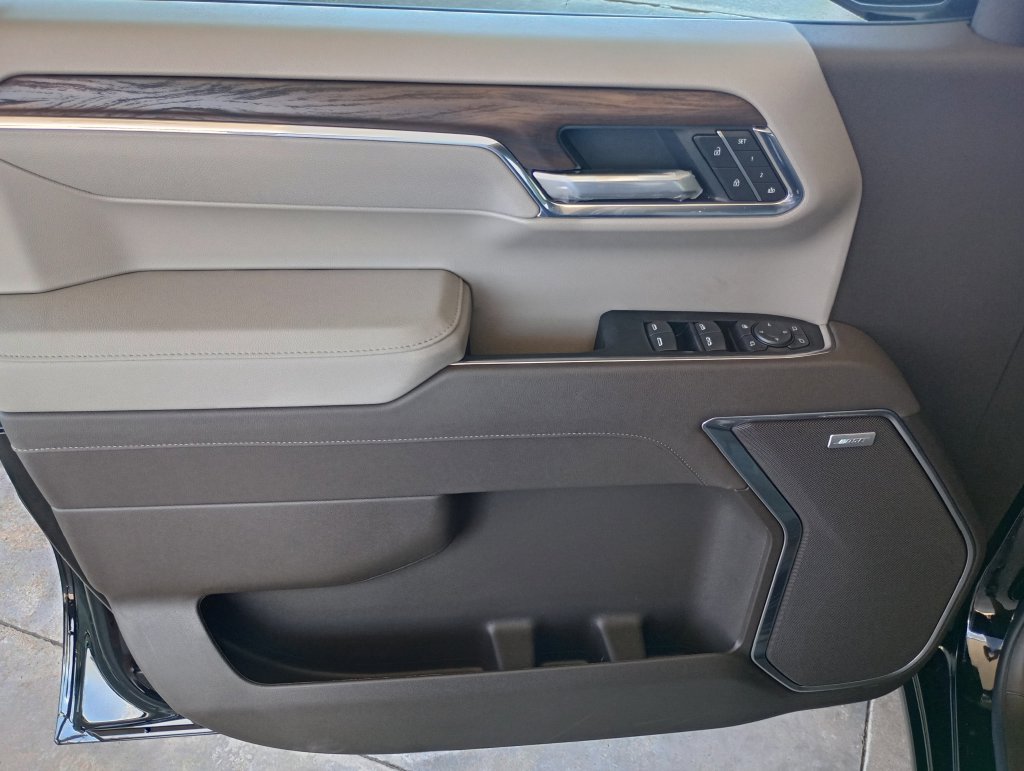2026 GMC Sierra 1500 SLT - Photo 18