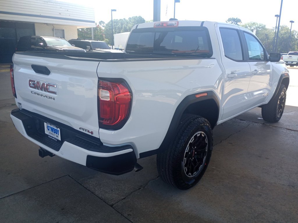 New 2026 GMC Canyon AT4 Truck