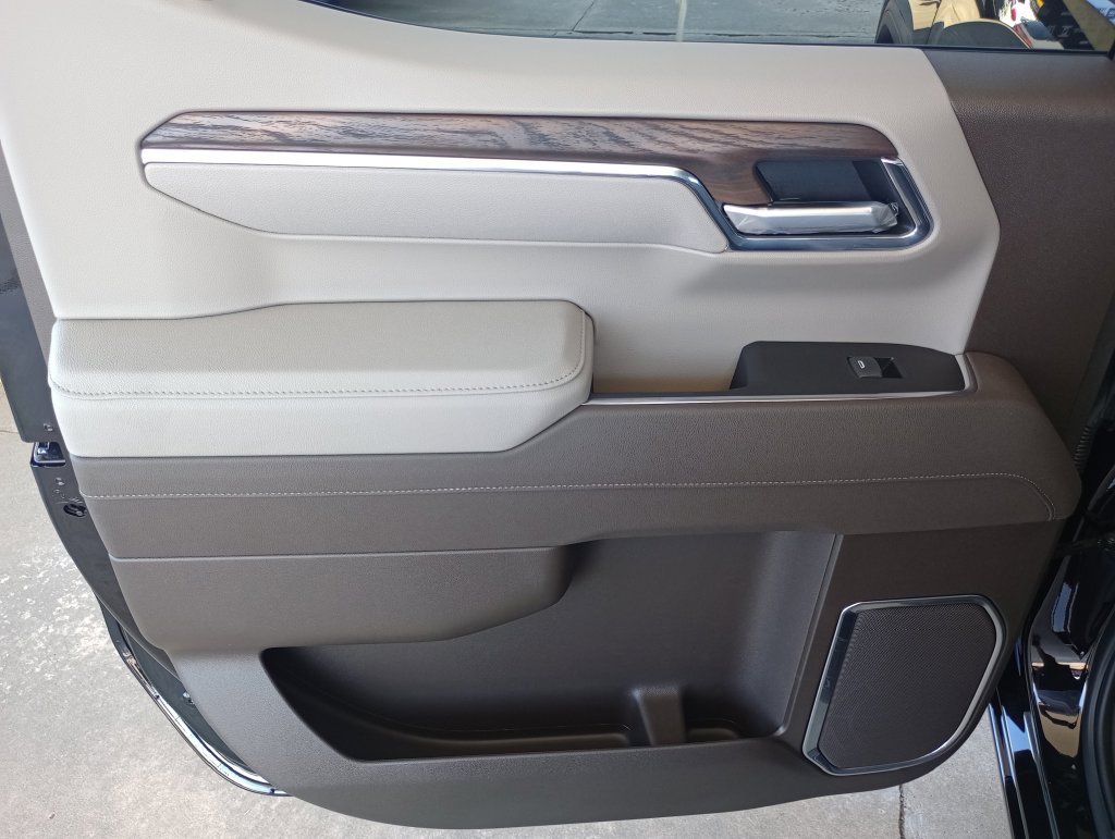 2026 GMC Sierra 1500 SLT - Photo 24