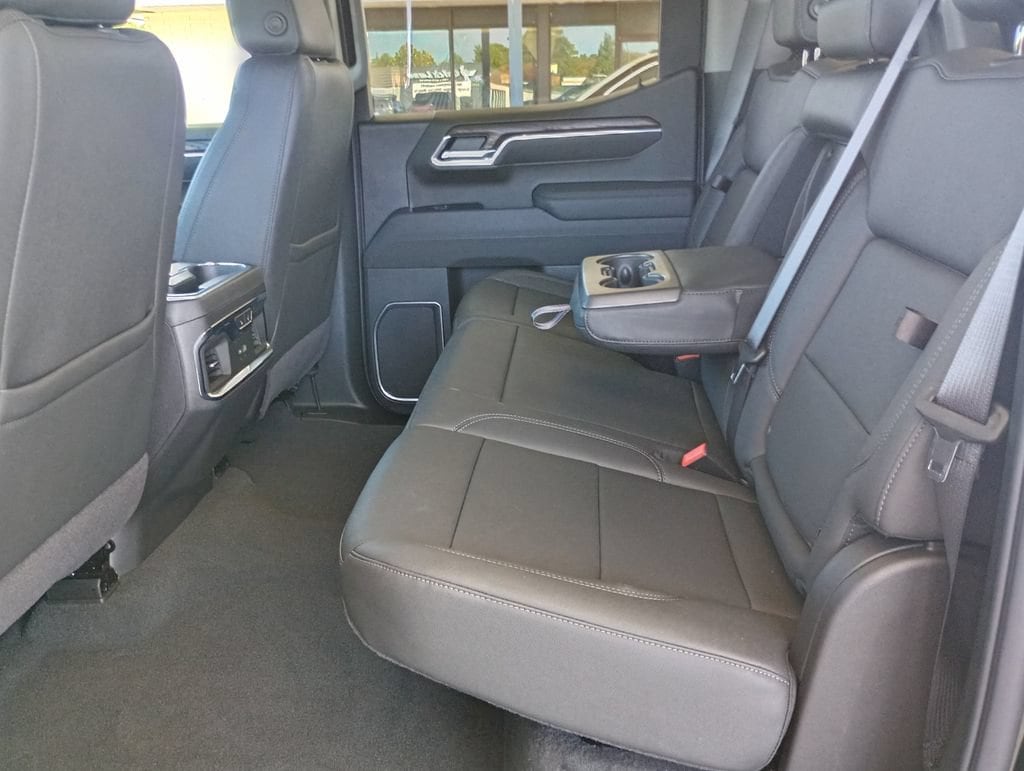 2026 GMC Sierra 1500 SLT - Photo 19