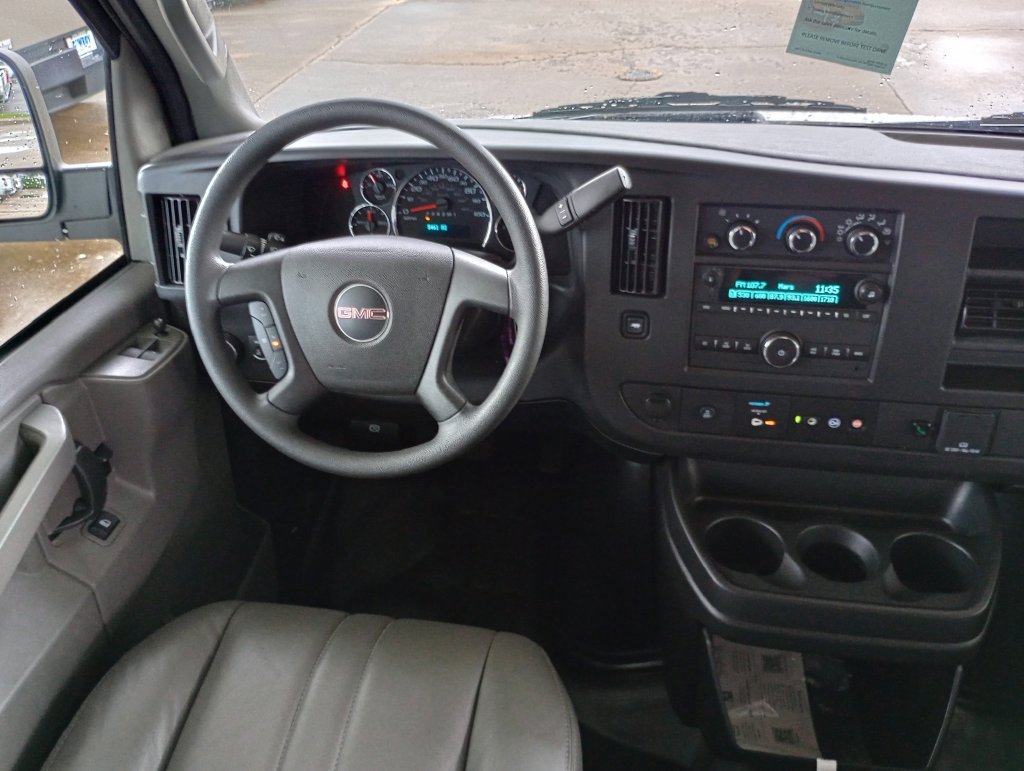 2025 GMC Savana Cargo Work Van - Photo 14