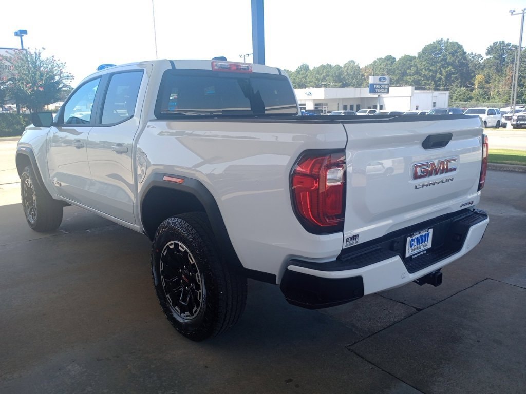 New 2026 GMC Canyon AT4 Truck