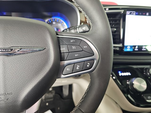 2024 Chrysler Pacifica Limited - Photo 20