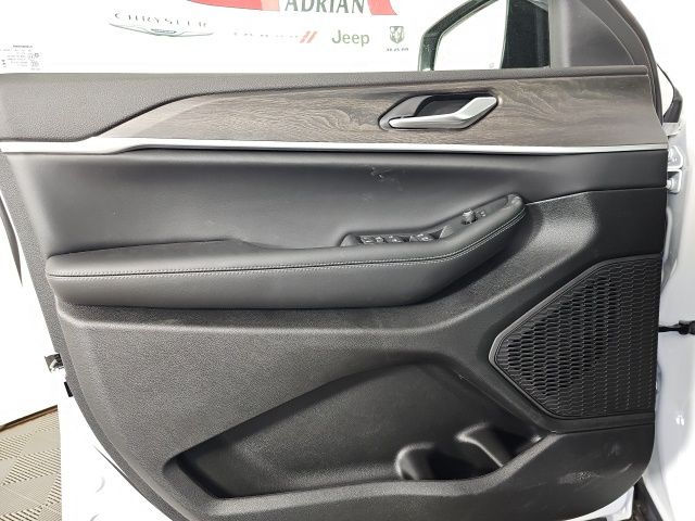 2026 Jeep Grand Cherokee L Laredo - Photo 11