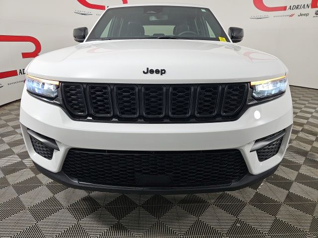 1C4RJHAG8RC239192