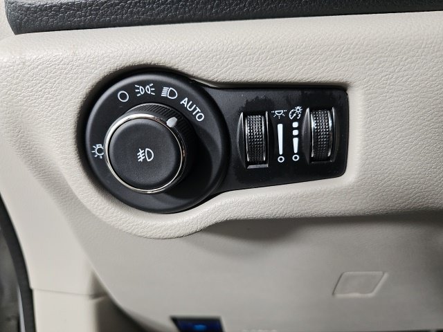 2024 Chrysler Pacifica Limited - Photo 22