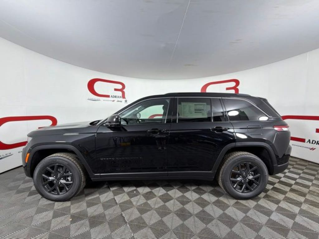 New 2027 Jeep Grand Cherokee LAREDO ALTITUDE 4X4 Sport Utility